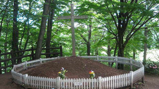 Tak wygląda skromny grób Jezusa w Japonii