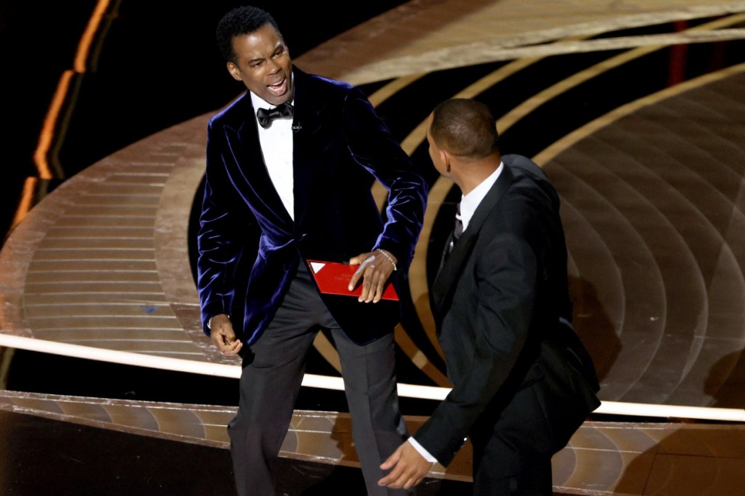 Skandal na Oscarach Will Smith wpadł w szał i uderzył Chrisa Rocka