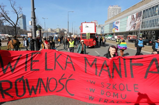 "Wielka Manifa" nie taka wielka. W tym roku na ulicach Warszawy demonstrowało 4 tys. osób