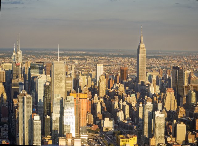 Empire State Building, do niedawna najwyższy w NYC (po 9/11); za trzy lata przerośnie go już siedem innych.