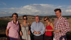 Daniel Okrasa z przyjaciółmi