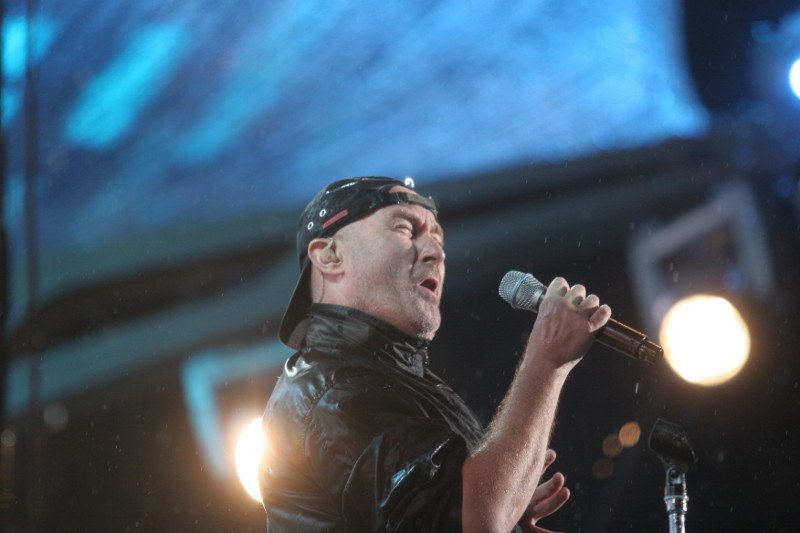 Phil Collins zdradził idealny patent na piosenkę na północ w Sylwestra.