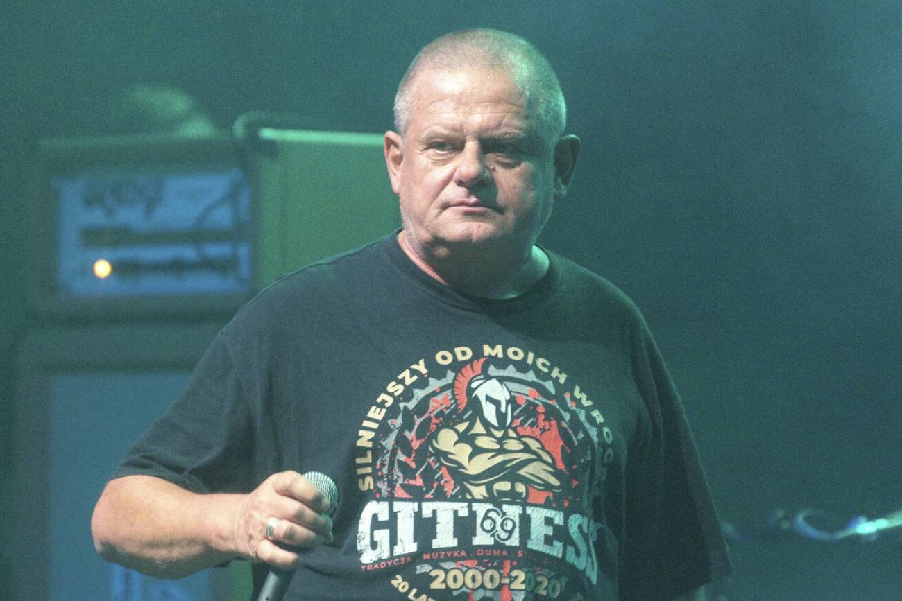 Kazik Staszewski w szpitalu. Kult odwołuje kolejne koncerty