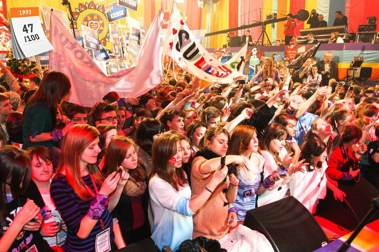 Organizowany co roku Finał Wielkiej Orkiestry Świątecznej Pomocy jest najbardziej znaną akcją charytatywną w Polsce. Po raz pierwszy zbiórkę pieniędzy na rzecz chorych przeprowadzono w 1993 roku