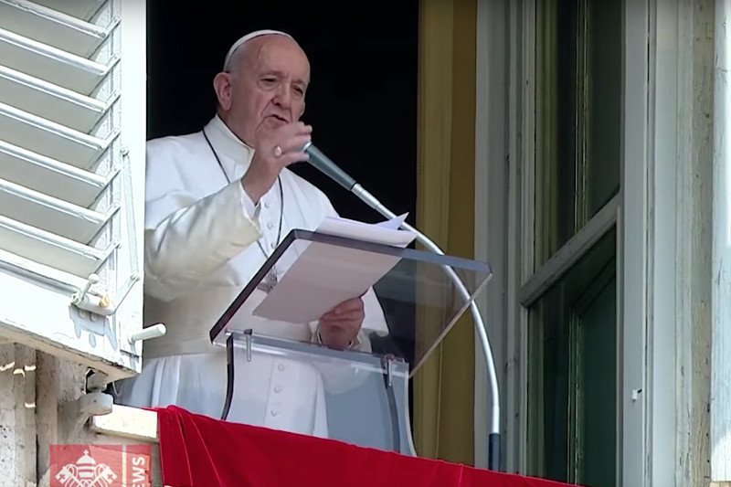 Papież Franciszek stwierdził, że plotki są gorszą plagą niż covid-19.