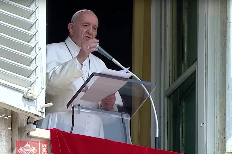 Papież Franciszek stwierdził, że plotki są gorszą plagą niż covid-19.