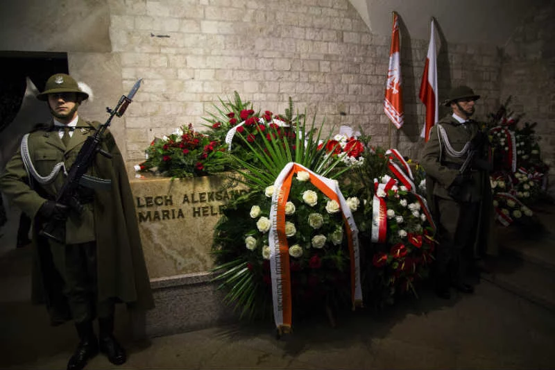 Ciała Lecha i Marii Kaczyńskich, a także pozostałych ofiar katastrofy smoleńskiej, zostaną ekshumowane.
