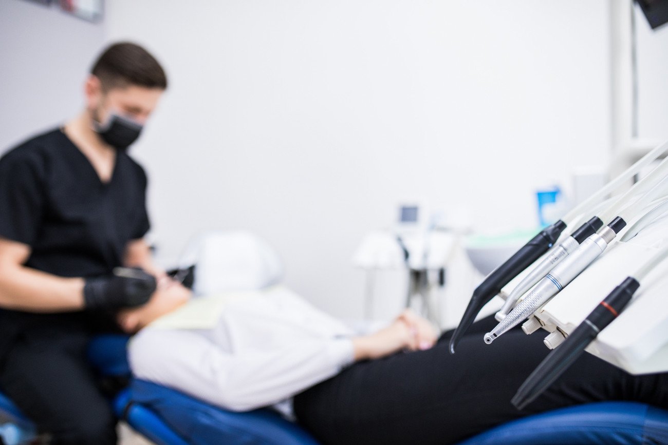 Dentysta z Lublina zmuszał pacjentki do seksu oralnego