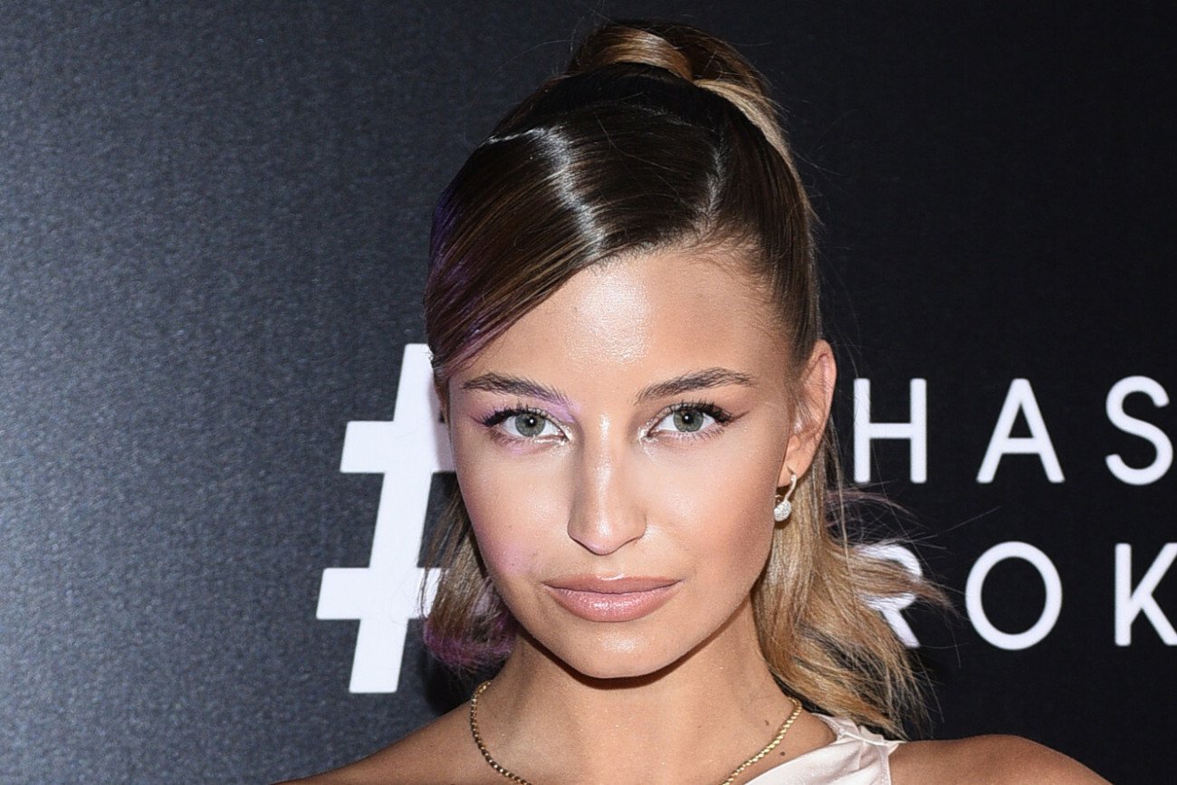 Julia Wieniawa zdradziła, że zmaga się z poważną chorobą.