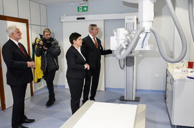 Premier Szydło otwiera pracownię rezonansu magnetycznego w Oświęcimiu