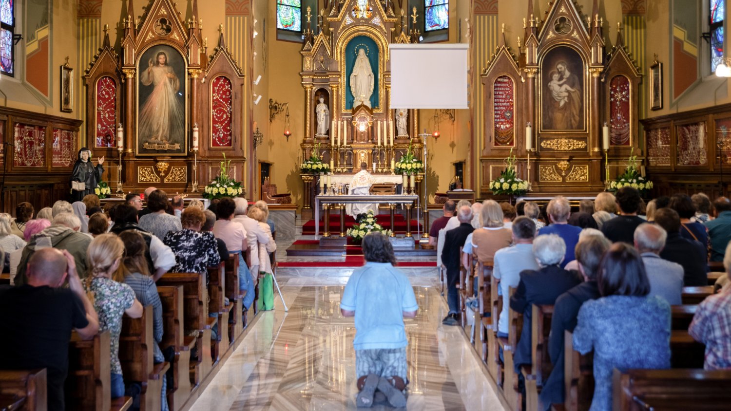 Czy trzeba iść do kościoła w piątek? Wytyczne dla katolików na 1 i 3 maja