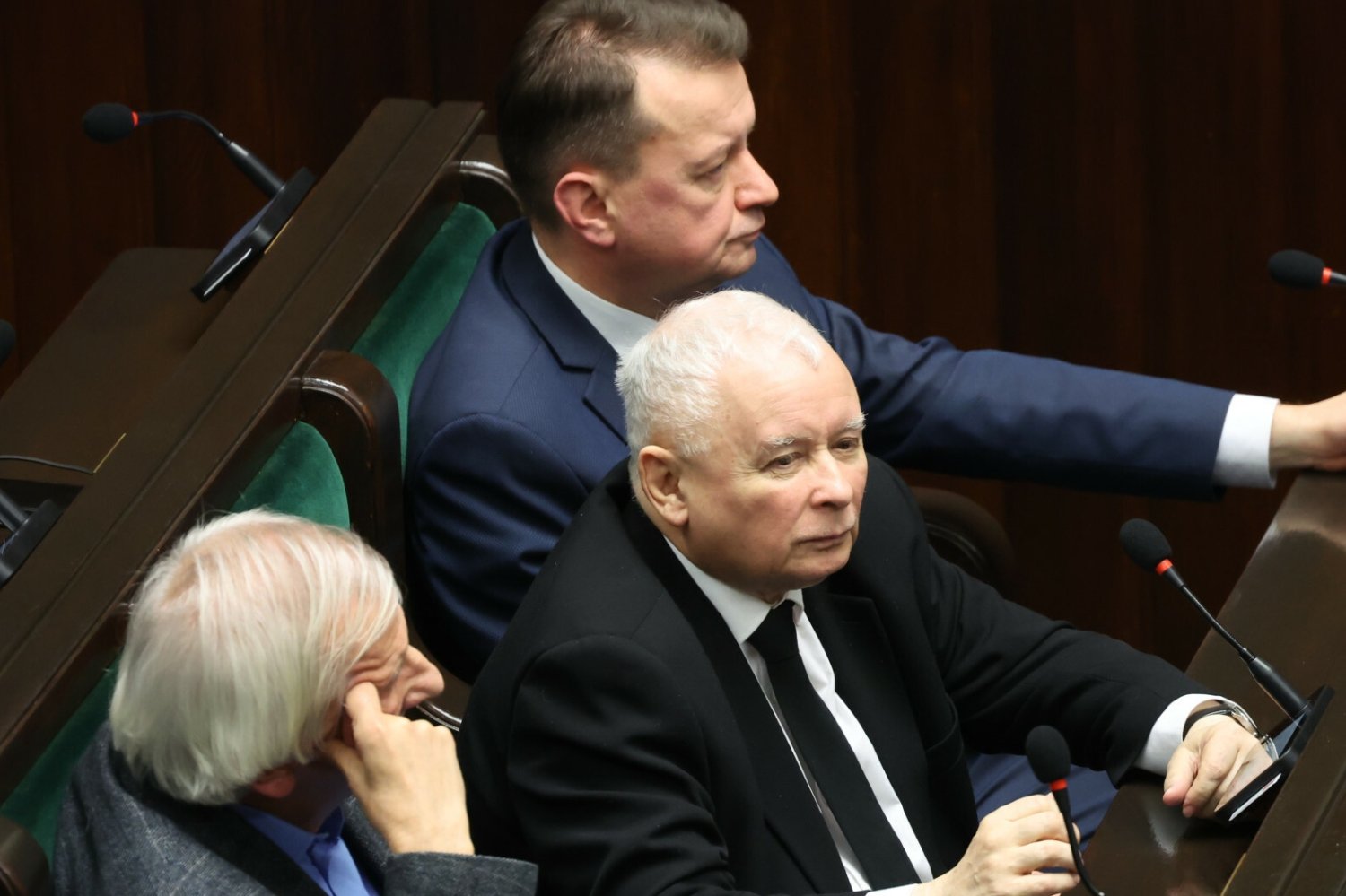 Kaczyński powinien zapomnieć o pomyśle nowych wyborów. Nowy sondaż.