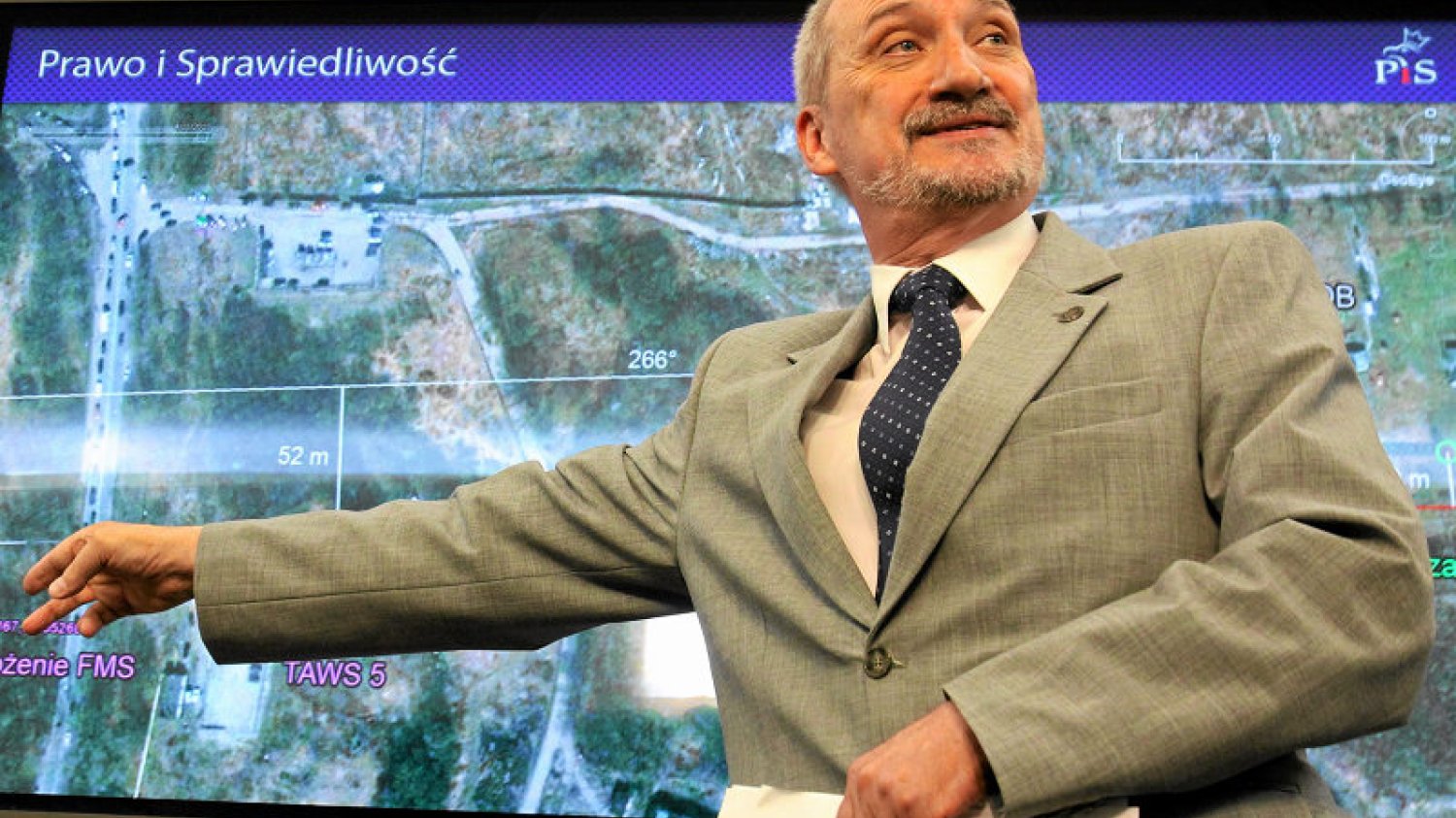 "Newsweek": Tłumaczka raportu WSI pracuje w polskiej dyplomacji