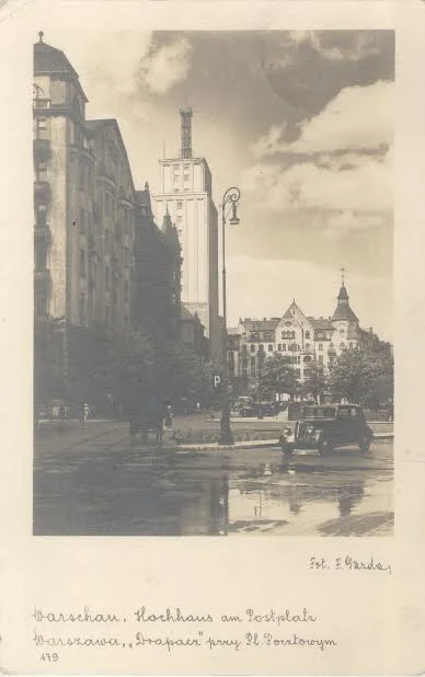 Plac Pocztowy (obecny Plac Powstańców Warszawy), fot. Franciszek Gazda
