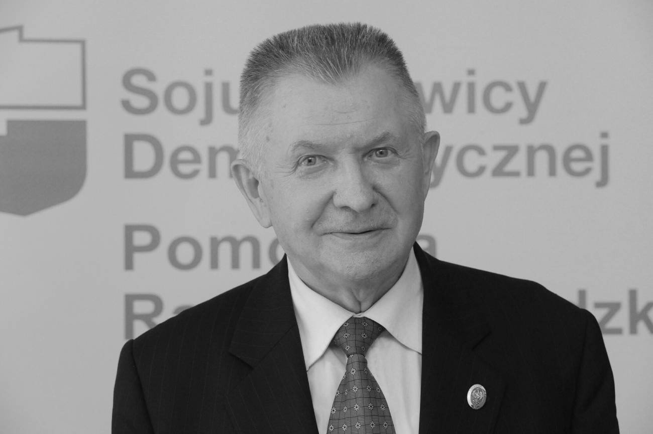 Nie żyje Longin Pastusiak. Były marszałek Senatu miał 89 lat Nie żyje Longin Pastusiak. Były marszałek Senatu miał 89 lat