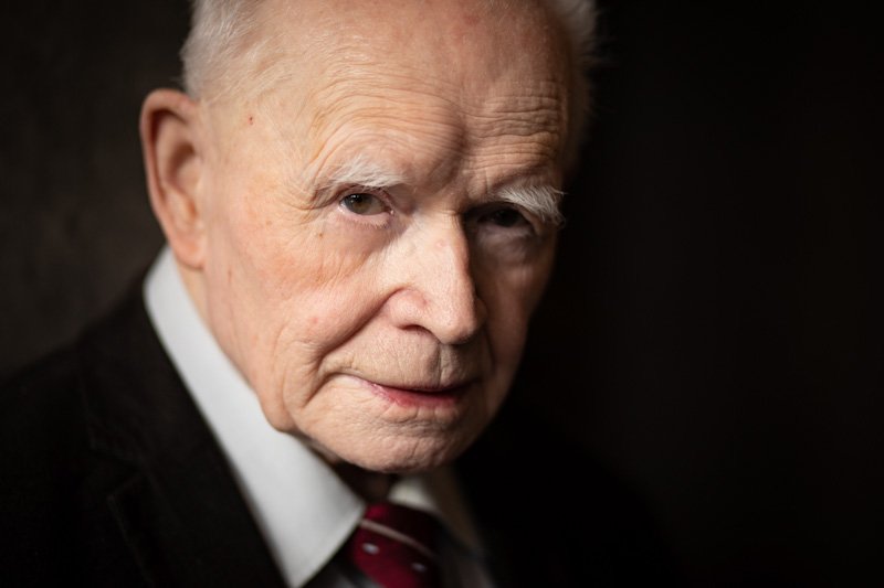 Prof. Adam Strzembosz twierdzi, iż Jarosława Kaczyński nie jest polskim inteligentem.