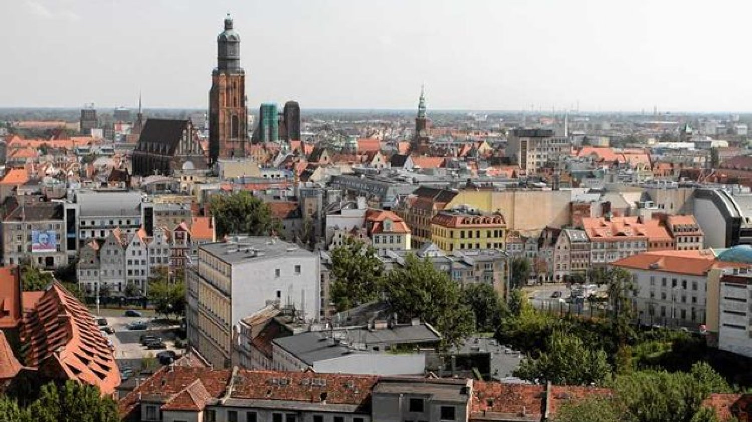 Firma Qumak domaga się od Urzędu Marszałkowskiego Województwa Dolnośląskiego prawie 100 mln złotych