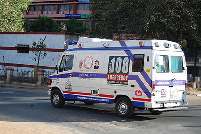 7-latka została brutalnie zgwałcona w pociągu.