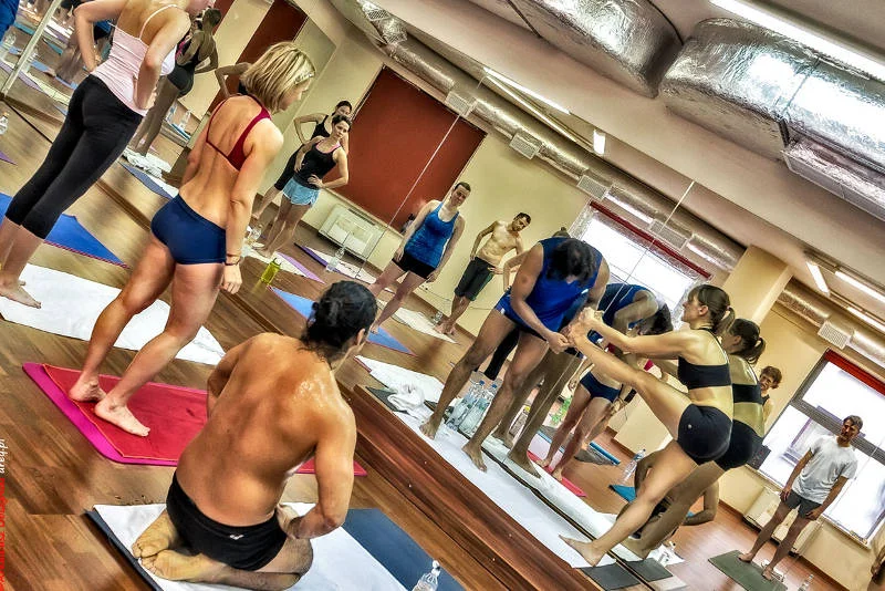Bikram joga w Warszawie
