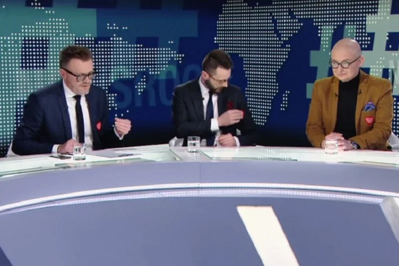 Fogiel dostał w Polsacie serduszko WOŚP. W TVP już go nie miał...