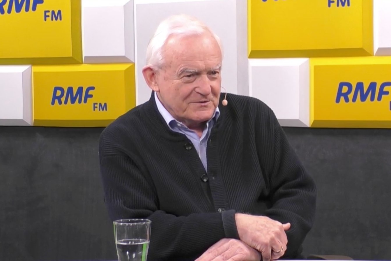 Leszek Miller pokazał, jak dobrze zna język angielski.