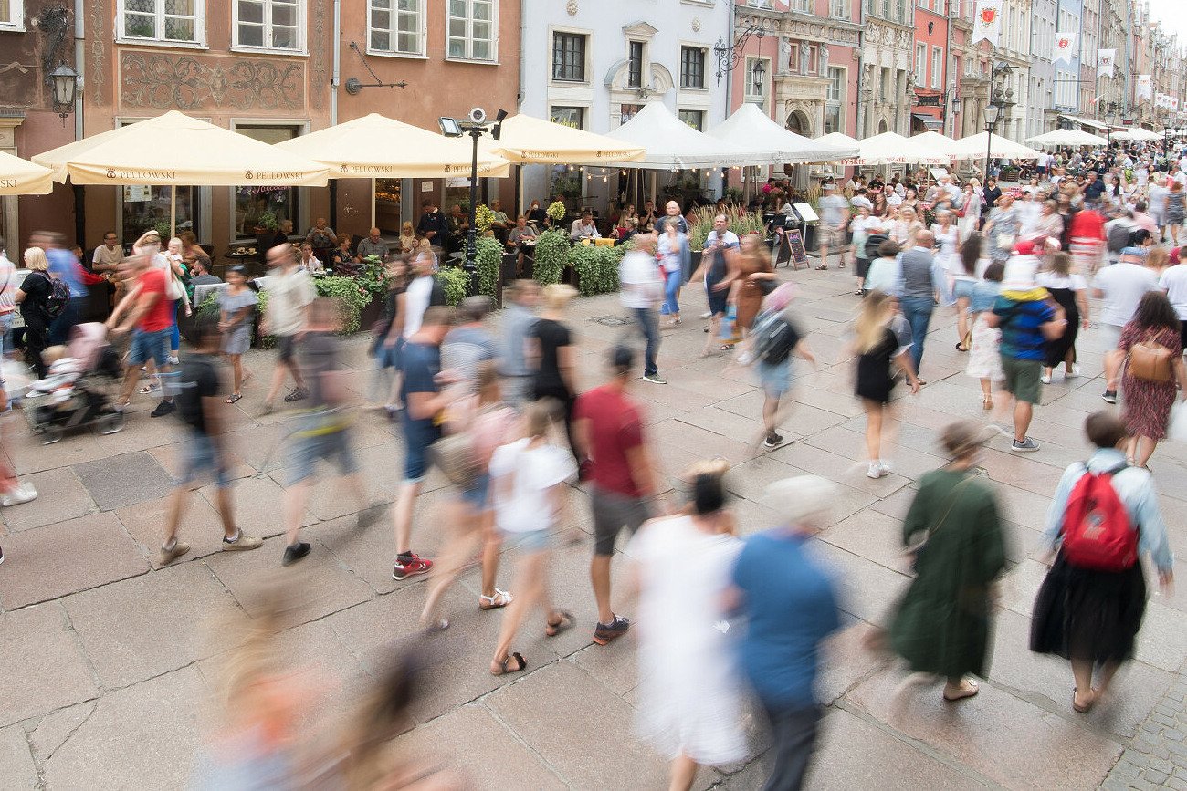 Polacy na ulicy Długiej w Gdańsku
