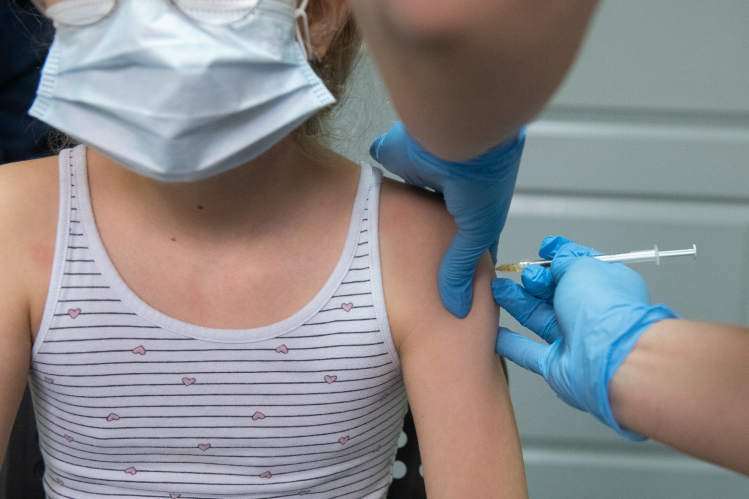 12 grudnia ruszy rejestracja na szczepienia przeciwko COVID-19 dla dzieci w wieku od 6 miesiąca do 4 lat.