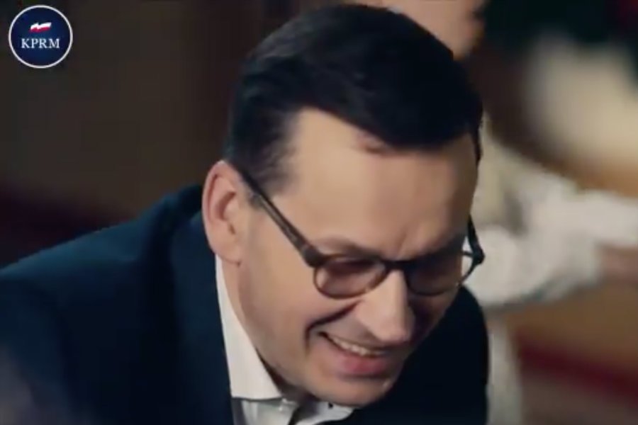 Mateusz Morawiecki złożył życzenia świąteczne w Wigilię.