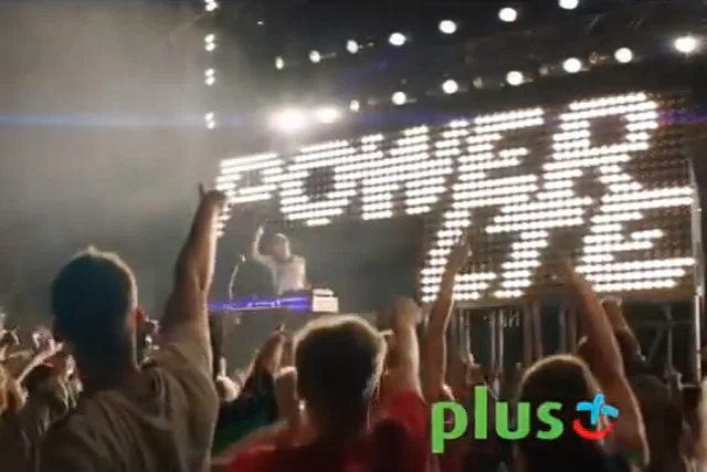 Kadr z reklamy sieci Plus