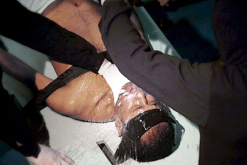 Raport o metodach przesłuchań CIA może wpłynąć na opinie Polaków ws. dopuszczalności tortur wobec terrorystów