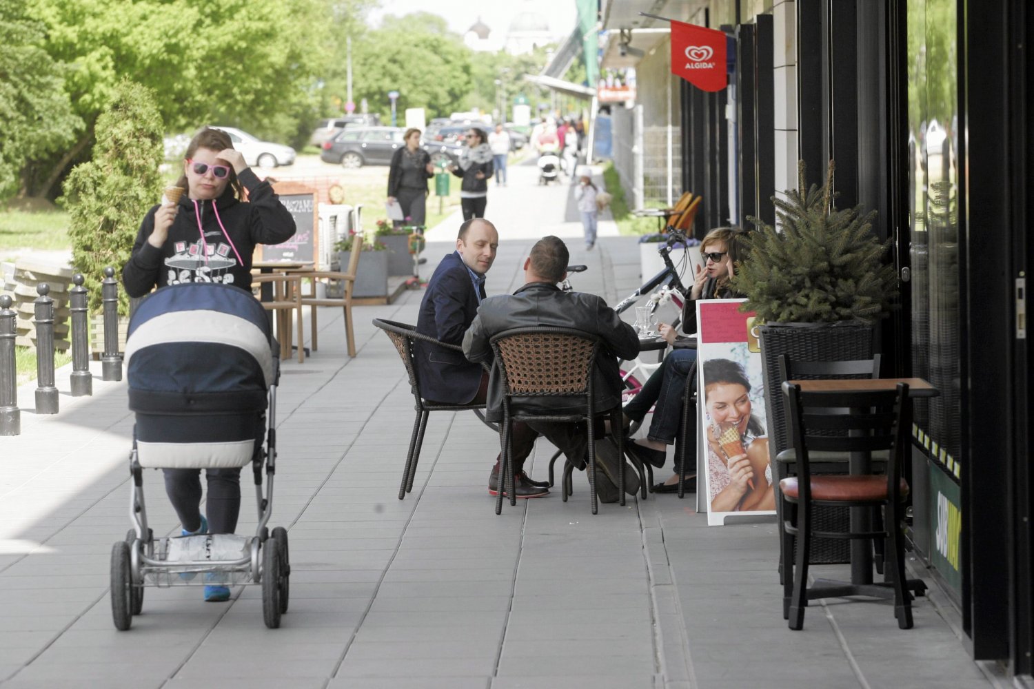 Miasteczko Wilanów dawniej stało murem za PO. Dzisiaj mogą popsuć Komorowskiemu szyki.