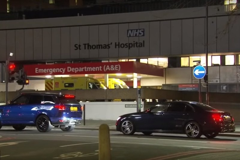 Londyn: Nastolatkowie ofiarami koronawirusa. Nie mieli chorób współistniejących.