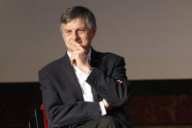 Profesor Andrzej Zybertowicz twierdzi, że PO proponuje dechrystianizację Polski.