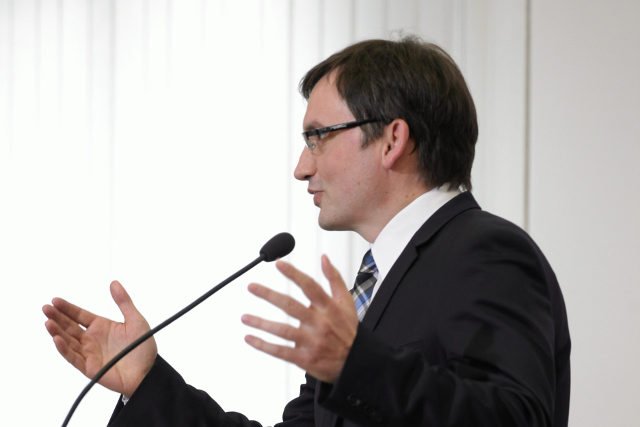 Zbigniew Ziobro będzie jedną z dwóch osób w kraju, które będą mogły zablokować dowolny portal internetowy.