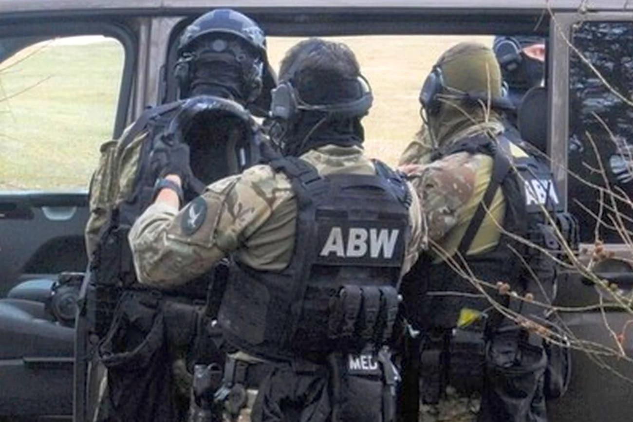 ABW zatrzymała Białorusina podejrzewanego o próby podpaleń. To członek szajki dywersantów działających na zlecenie Rosji