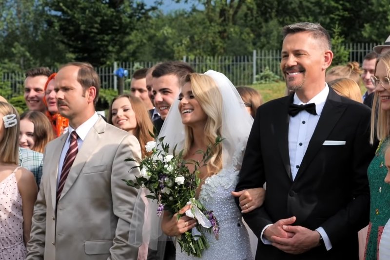 Sławomir nagrał weselny kawałek.