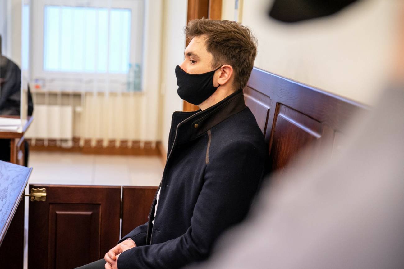 Sąd drugiej instancji utrzymał wyrok skazujący Daniela Martyniuka m. in. na 10 miesięcy pozbawienia wolności w zawieszeniu na trzy lata. Sąd drugiej instancji utrzymał wyrok skazujący Daniela Martyniuka m. in. na 10 miesięcy pozbawienia wolności w zawieszeniu na trzy lata.