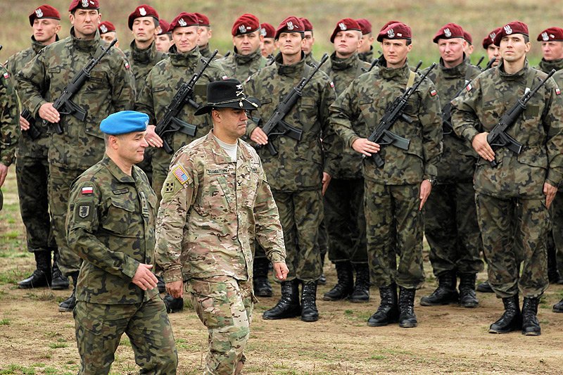 Płk Robert Orłowski nie jest już szef sztabu Wielonarodowej Dywizji Północ–Wschód w Elblągu.