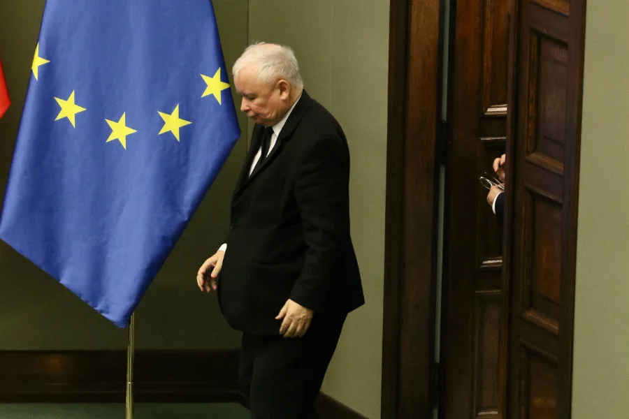 Na PiS chce głosować tylko 35 proc. wyborców. Takie wnioski płyną z badania Kantara dla PO.