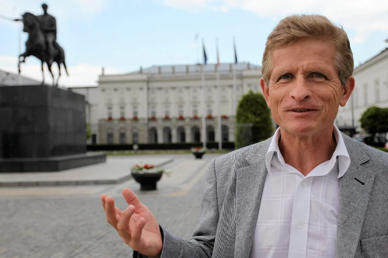 Prof. Roman Kuźniar, podsumowuje polską politykę.