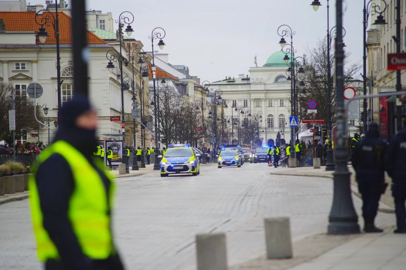 Brakuje 20 proc. policjantów w Warszawie. Z powodu odejścia na emeryturę