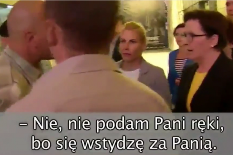Premier Kopacz "zwyzywana we Wrocławi8u" – głoszą tytuły filmów w internecie