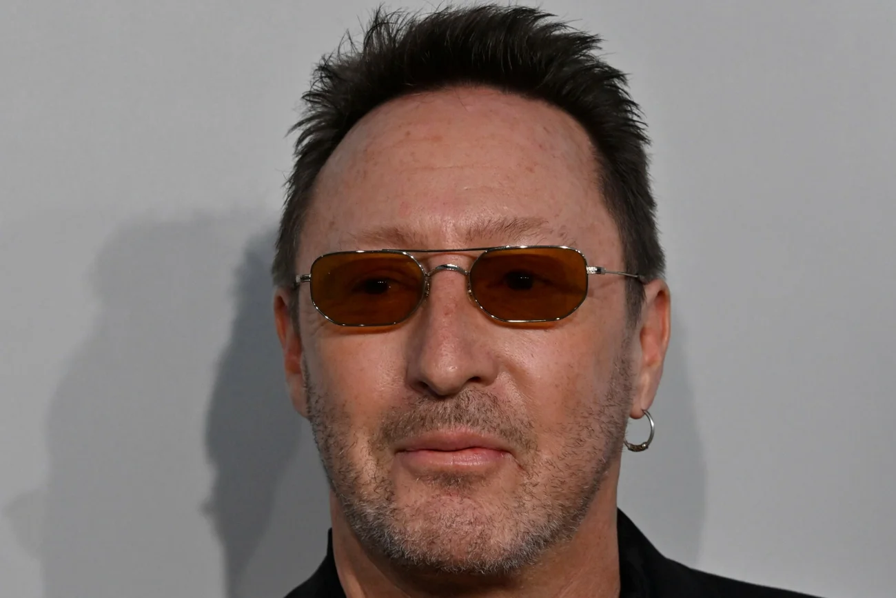 Syn Johna Lennona Julian Lennon zaśpiewał po raz pierwszy "Imagine".