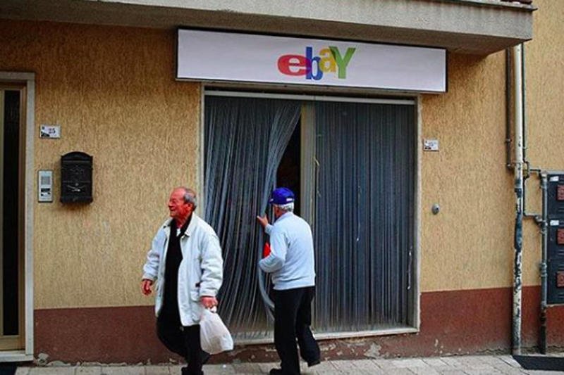 Sklep w małej miejscowości ma dla jej mieszkańców tak duże znaczenie, jak eBay dla milionów internautów.