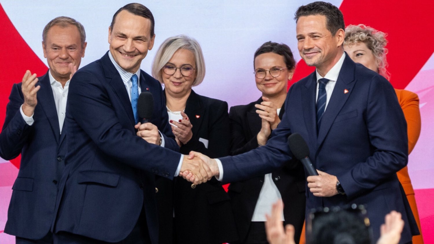Syn Sikorskiego dołączył do sztabu Trzaskowskiego. Czym się wcześniej zajmował.