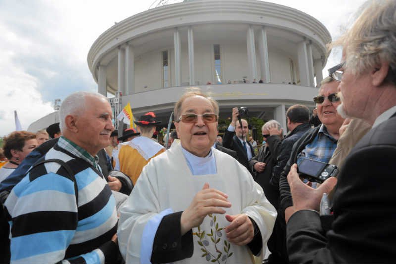 O. Tadeusz Rydzyk rozszerza zakres działalności.