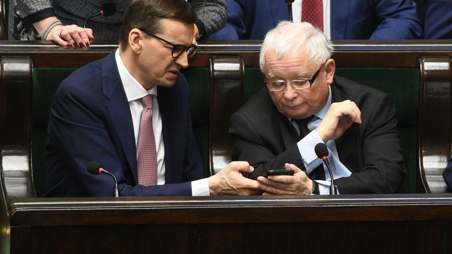 Sondaż, czy Polska jest demokratycznym krajem. Odpowiedź Polaków przeraża