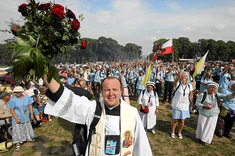 Co roku na Jasną Górę wciąż pielgrzymują tysiące Polaków