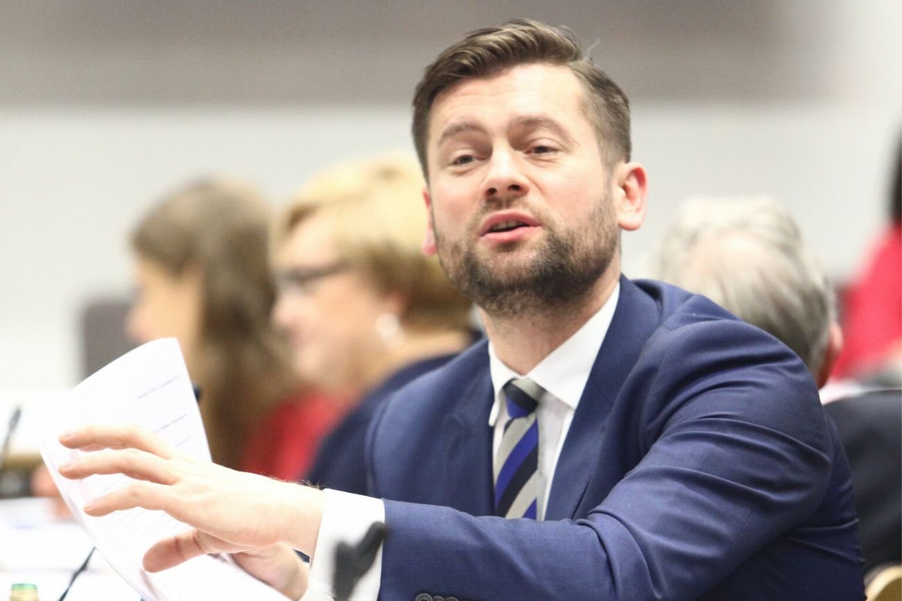 Kamil Bortniczuk wszedł w twitterową dyskusję z Kamilem Dziubką.