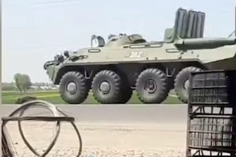 Co najmniej 13 osób zostało rannych w wyniku starcia i wymiany ognia między żołnierzami z Kirgistanu i Tadżykistanu.